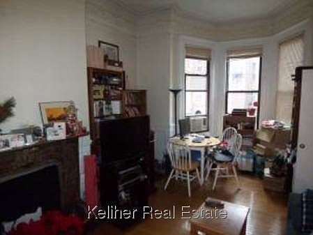 2nd image of 323 Marlborough St