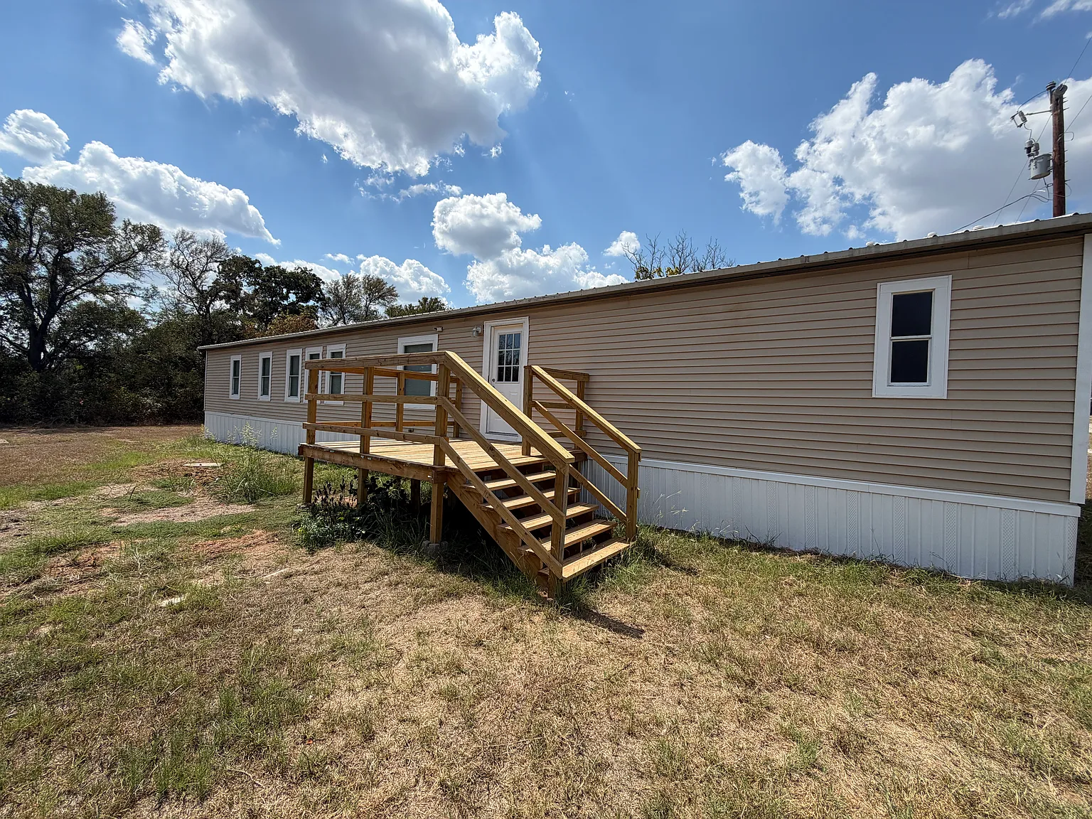 3 bed, 1330 sqft, $1,475 — Photo 3