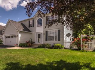 6 Rainbow Dr, Worcester, MA 01605