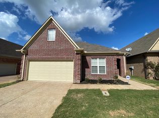 1380 Arbor Lake Dr N, Horn Lake, MS 38637