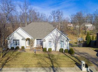 6622 River Rdg, Newburgh, IN 47630