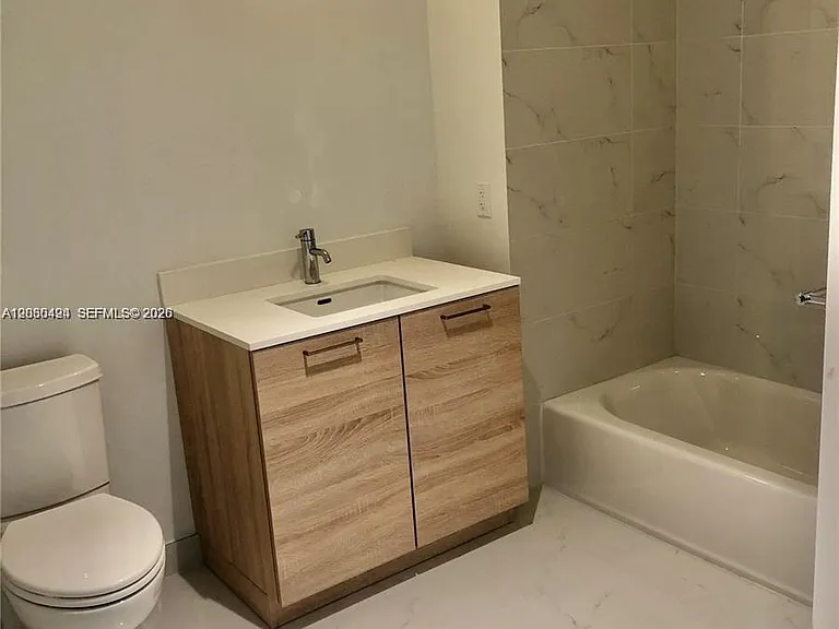 16385 Biscayne Blvd #621 — Photo 17