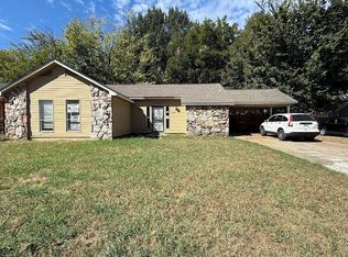 4201 Willow Park Dr, Memphis, TN 38141
