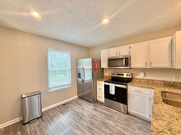 2nd image of 3610 Rawdon Dr