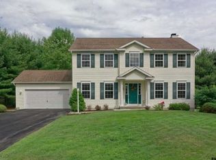 54 Blue Jay Way, Rexford, NY 12148