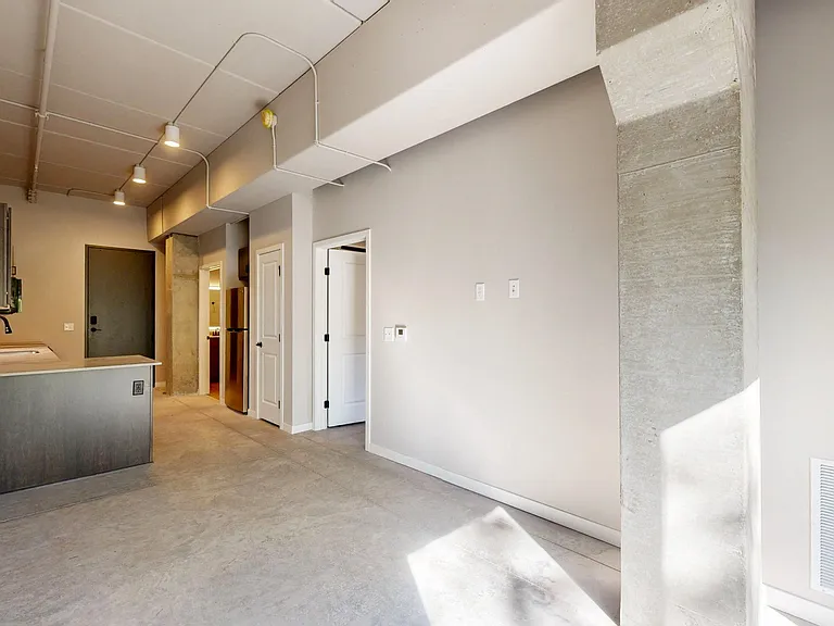 Chicory | 1 BR
