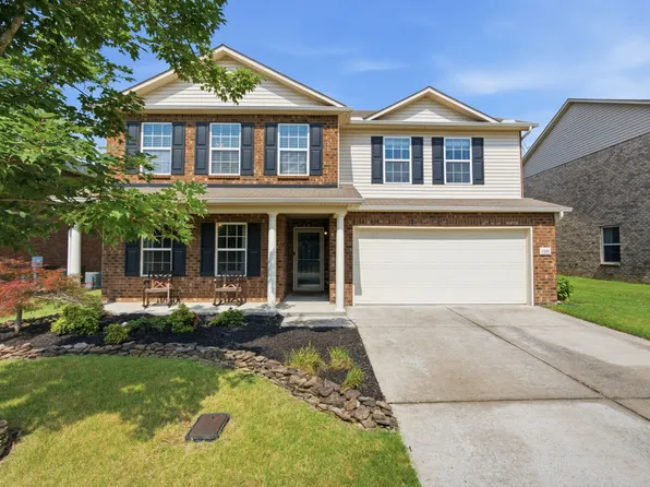 1026 Harmony Ln, Hendersonville, TN 37075