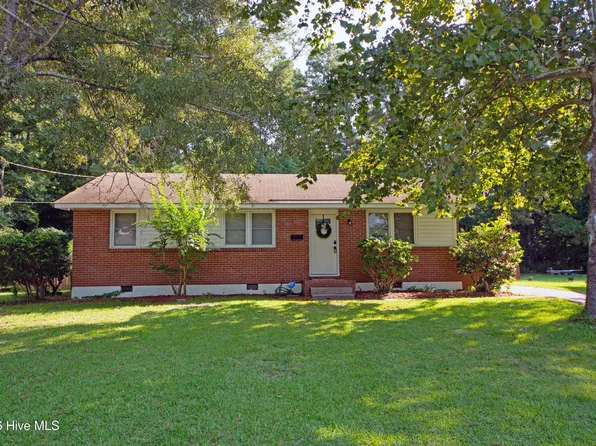 7 Cole Drive, Jacksonville, NC 28540