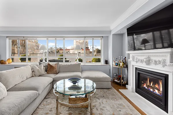 Sold by Douglas Elliman | media 4