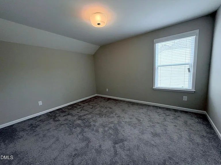 572 Chessie Sta — Photo 13