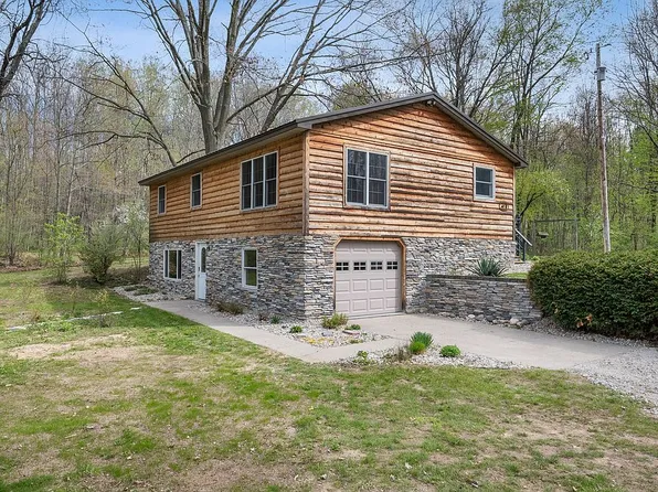 3378 W Klees Rd, Stanton, MI 48888