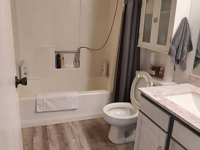 Full bath