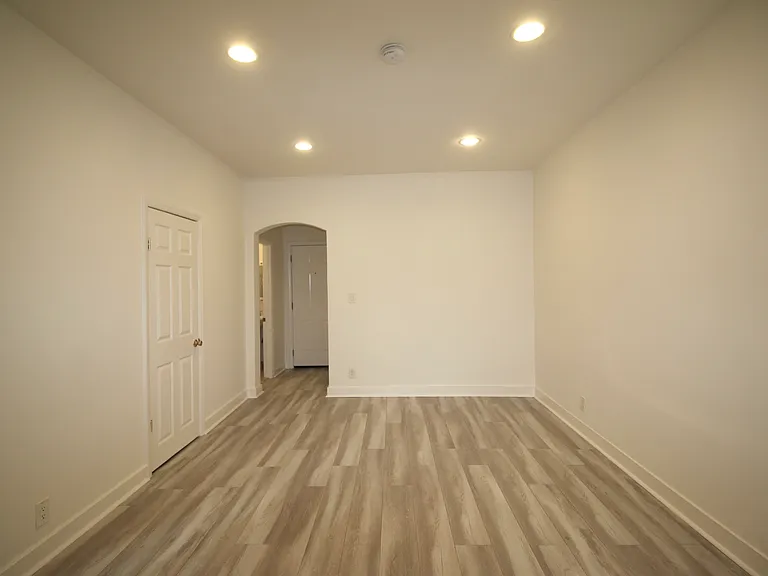 Westmoreland Apartments LLC — Photo 14