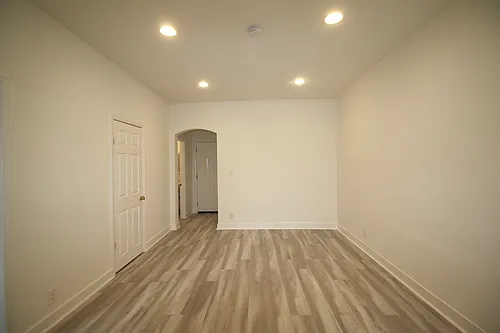 Floor plan 104