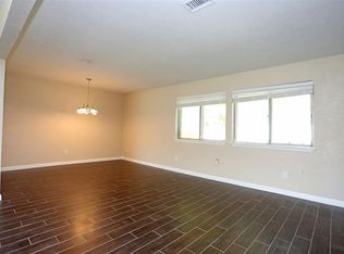 419 Perry St, Rosenberg, TX 77471