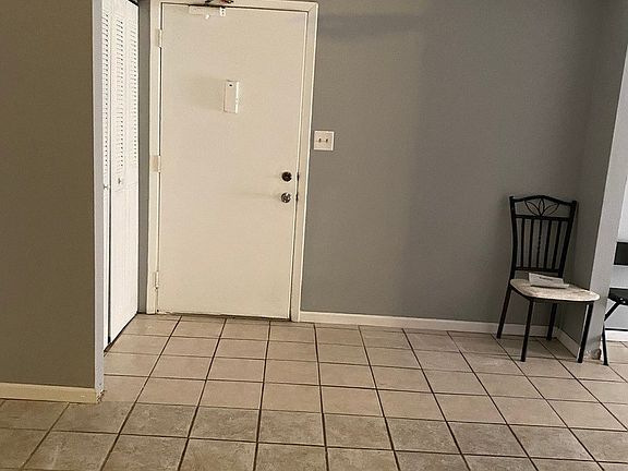 4th image of 570 Hill Dr APT 208