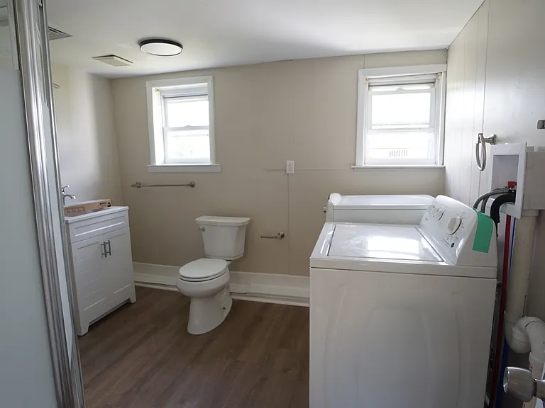 41 Fruitville Rd #A — Photo 4