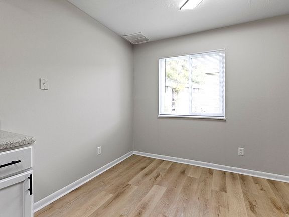 5th image of 5500 Pleasant Hill Cir