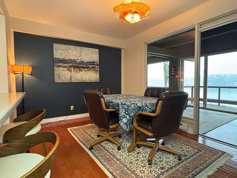 221 N Bay Ln #2 — Photo 10