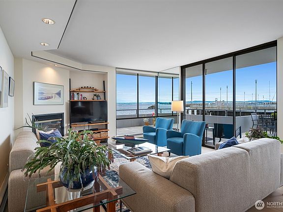 4th image of 6533 Seaview Avenue NW #101A
