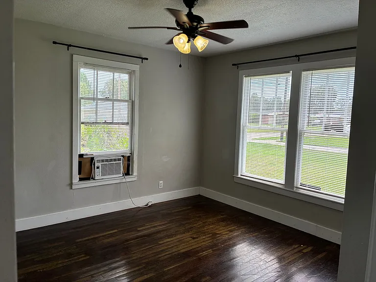 3806 Harvard St — Photo 19