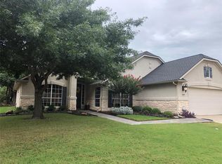 9408 Grandview Dr, Denton, TX 76207