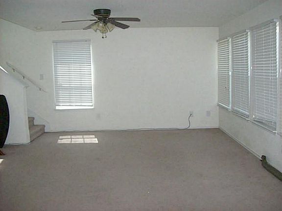 4th image of 637 Candelila Dr