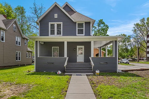 713 W Illinois St #3 Photo 1