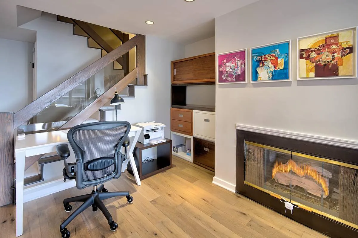 Building Photo - 1530 Key Blvd #1315