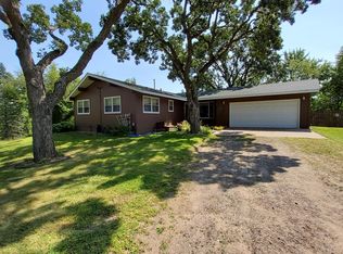 18718 Driftwood Rd, Clearwater, MN 55320