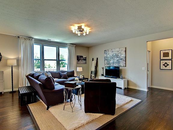 5th image of 16622 Connolly Dr