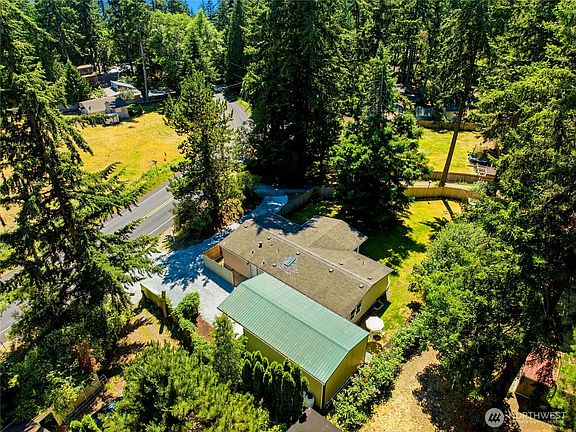 3rd image of 5807 Cameron Road