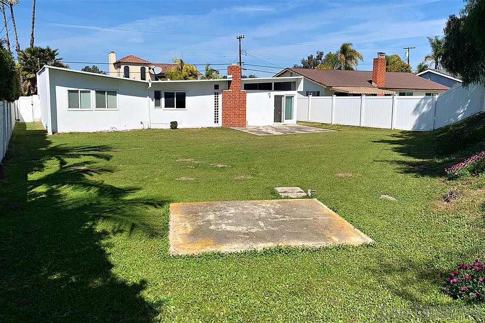 2nd image of 2909 Gobat Ave