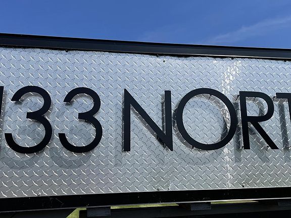 3rd image of 5133 N Shore Dr #6
