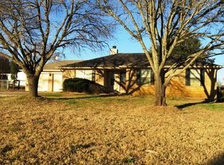 478 N County Line Rd, Elgin, TX 78621