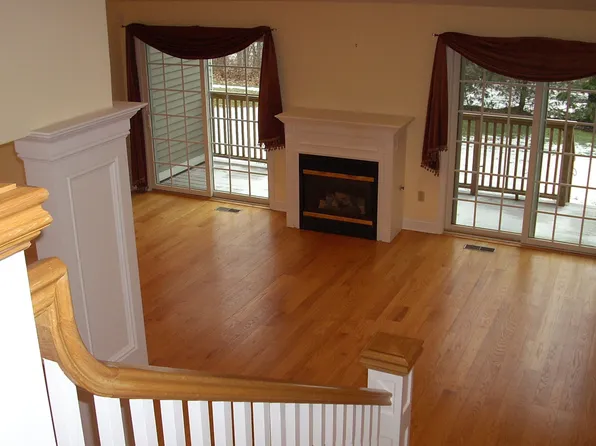 76 Hilary Cir, Fairfield, CT 06825