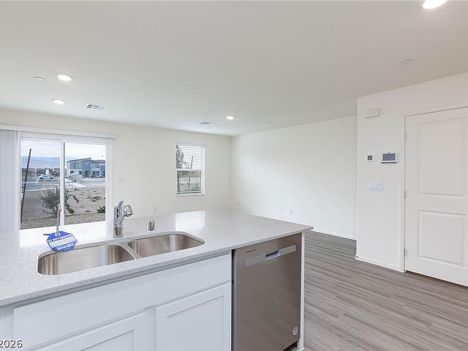 1st image of 6061 Amaryllis Falls St