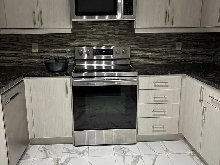909 Bay St #1901 — Photo 5