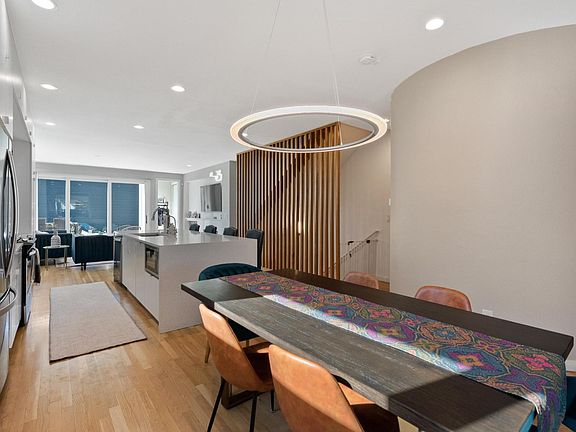 Main Floor/Dinning Area