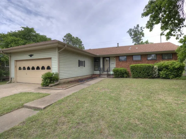 6745 E 28th St, Tulsa, OK 74129