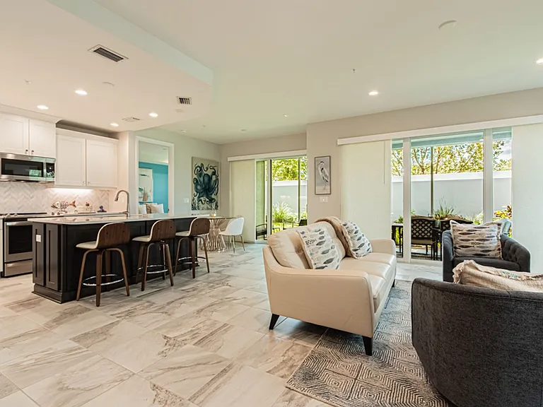 2658 Seychelles Cir #2504 — Photo 7