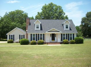 2011 Weymouth Dr, Albany, GA 31721