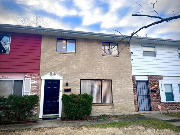 1952 Larkswood Dr, Dayton, OH 45417