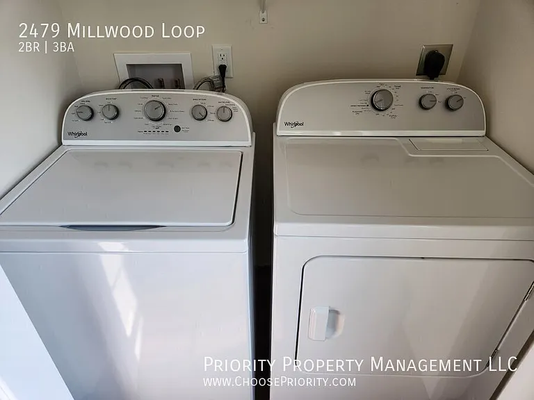 2479 Millwood Loop — Photo 4