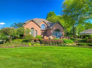 461 Shadydale Dr, Canfield, OH 44406