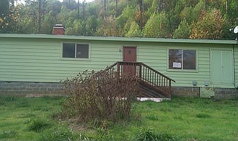 1st image of 17935 E Evans Cres