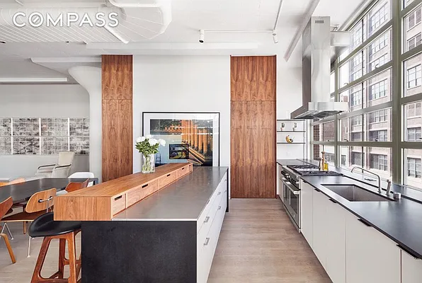 Sold by Compass | media 9