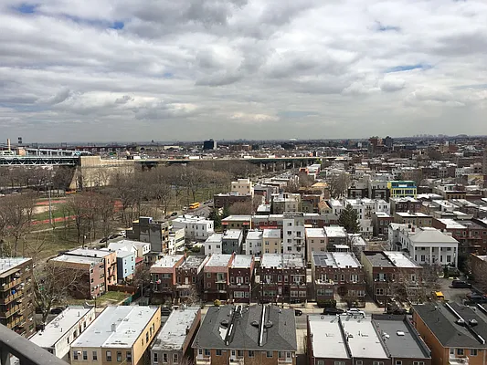 Sold by Living Dream Realty | media 20