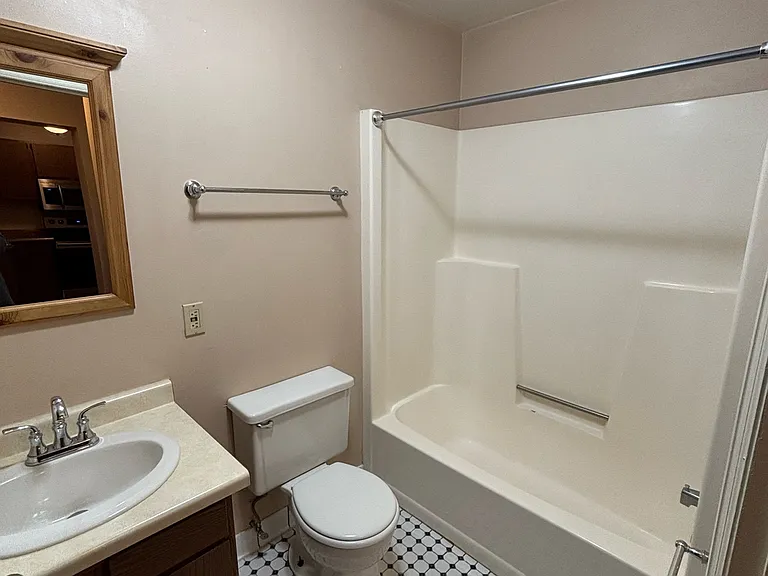 315 N 3rd Ave E #205 — Photo 8