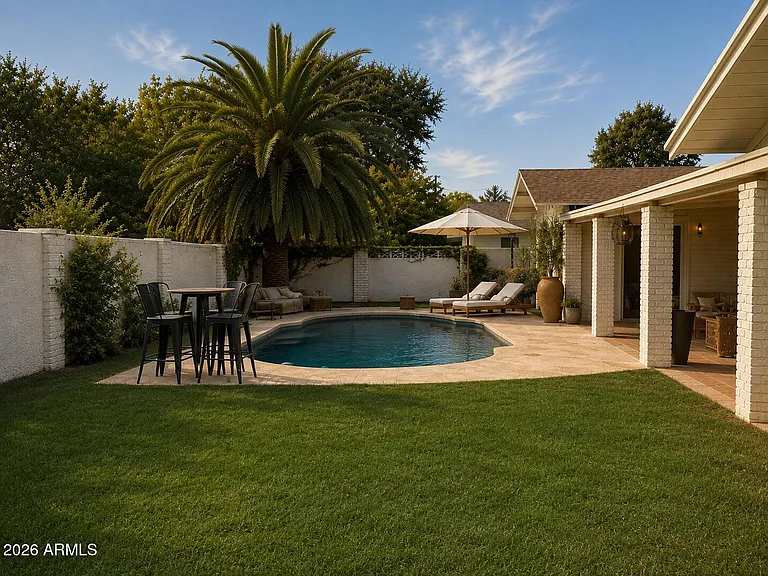 315 E Keim Dr — Photo 13